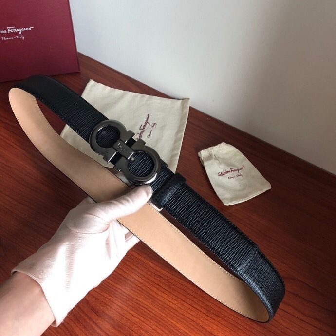 Ferragamo Cowhide cross pattern men s 3.5cm buckle belt