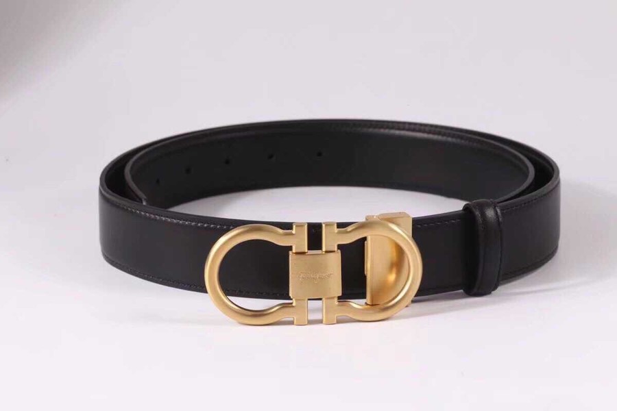 Ferragamo Men s Reversible Black Hardware Belt