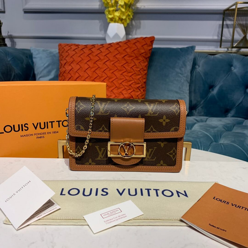 Louis Vuitton Monogram Canvas Dauphine Chain Wallet M68746