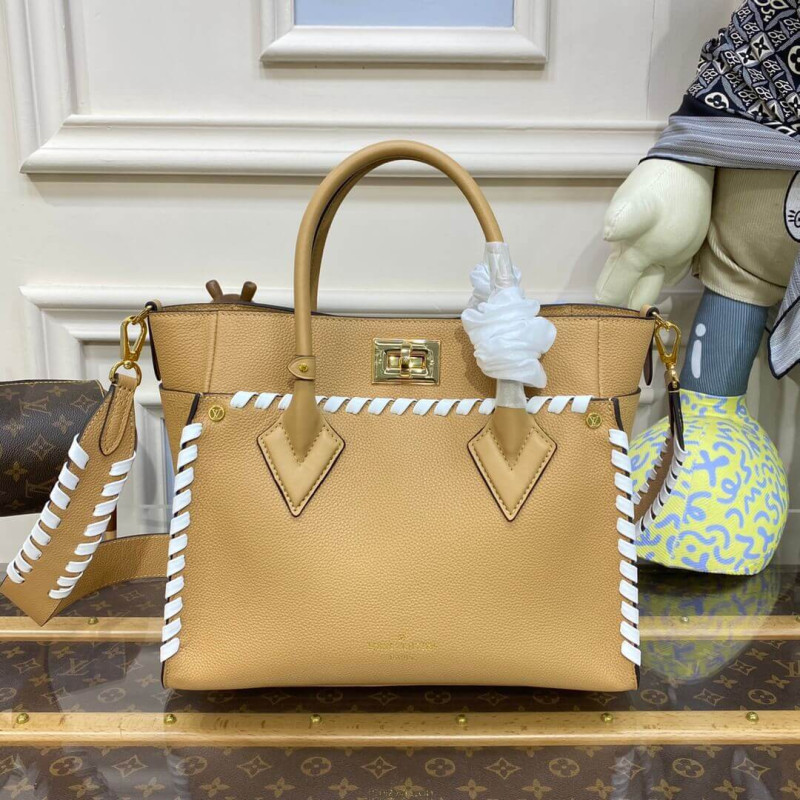 Louis Vuitton On My Side MM Shoulder Bag M21569