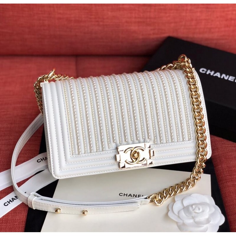 Chanel Imitation Pearls Boy Chanel Handbag A67086