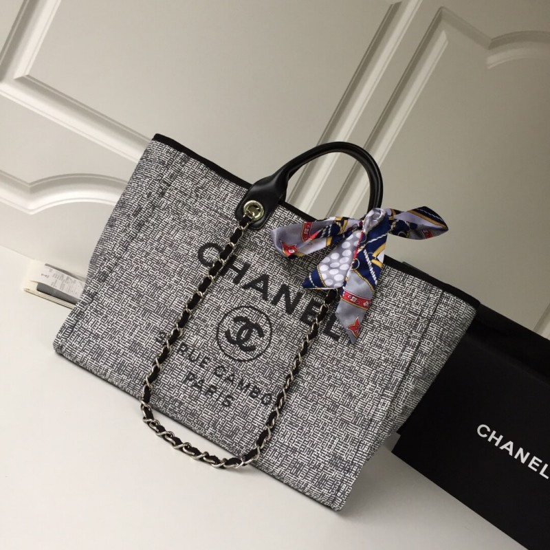 Chanel Mixed Fibers Shopping Bag A66942