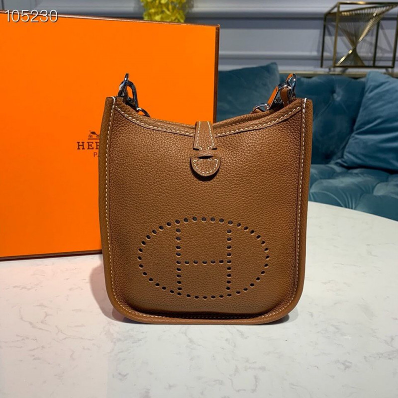 Hermes Evelyne III TPM Bag 20cm in Taurillon Clemence