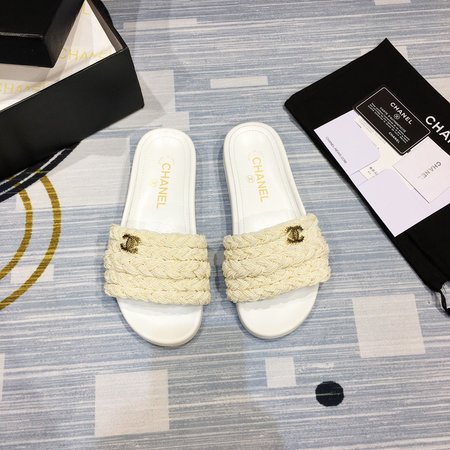 Chanel CC series casual slippers