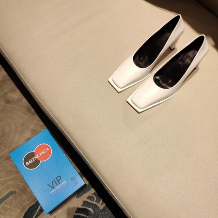 Balenciaga 8cm heel crocodile pattern leather women s shoes