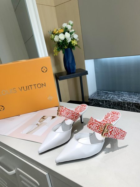 Louis Vuitton sofia calfskin mongram lacquered canvas Kitten Heels
