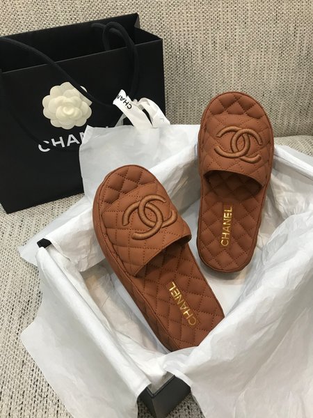 Chanel Slippers embroidered CC Logo