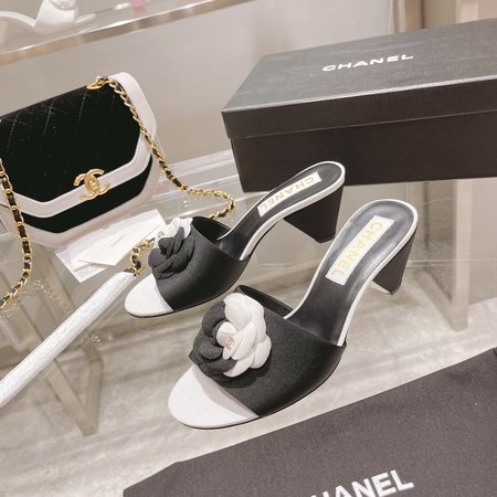 Chanel genuine leather slippers