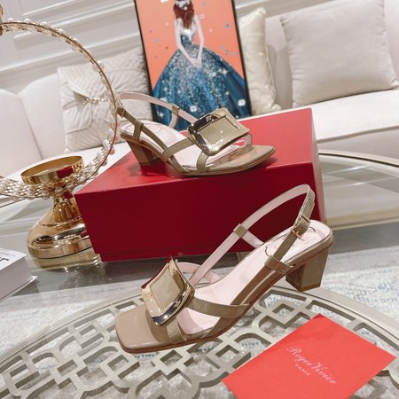 Roger Viver Belle Vivier Patent Leather Block Heel Metal Buckle Sandals