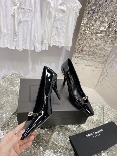 Yves Saint Laurent leather high heels