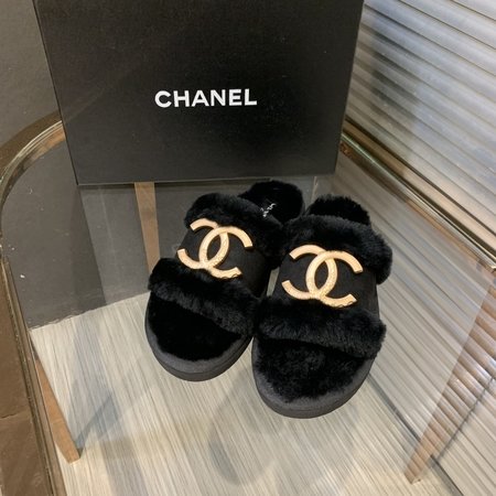 Chanel wool slippers