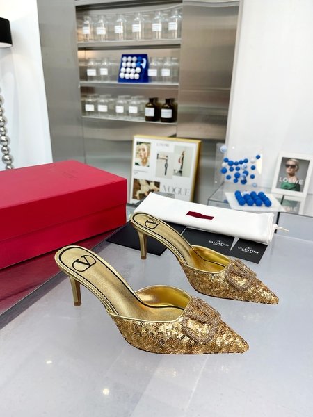 Valentino classic slippers