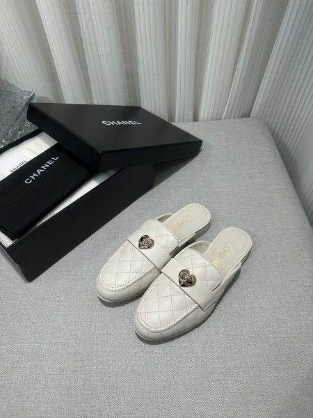 Chanel lambskin slippers