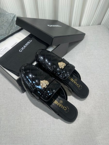 Chanel lambskin slippers
