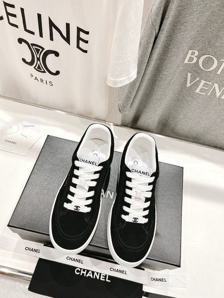 Chanel casual white shoes