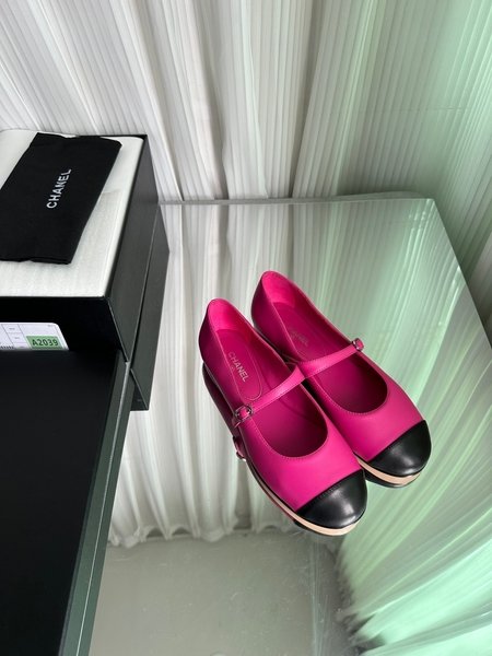 Chanel Vintage Mary Jane shoes for women