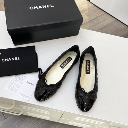 Chanel half bow pearl cc ballet flats