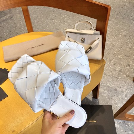 Bottega Veneta Woven slippers