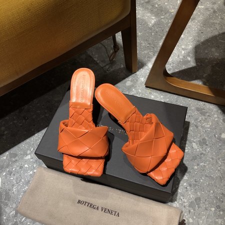 Bottega Veneta Woven slippers