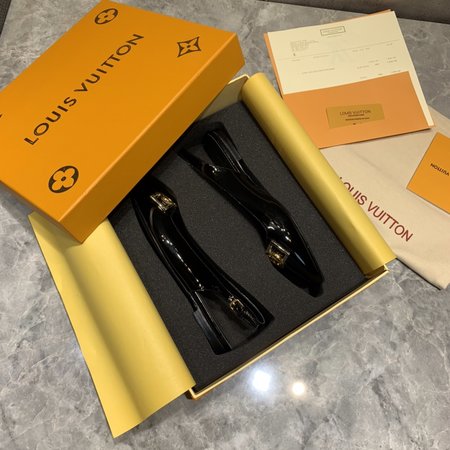 Louis Vuitton INSIDER hollow back flat shoes low-heel patent leather calfskin