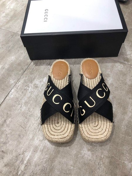 Gucci Fashion fabric series flat slippers