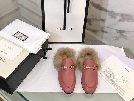 Gucci Classic wool slippers fabric with sheepskin inside
