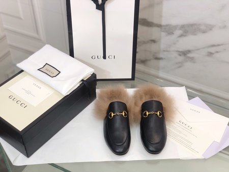 Gucci Classic wool slippers fabric with sheepskin inside