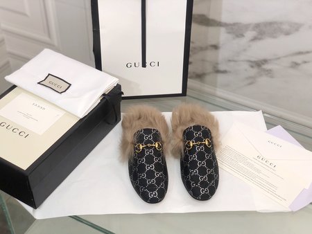 Gucci Classic wool slippers fabric with sheepskin inside