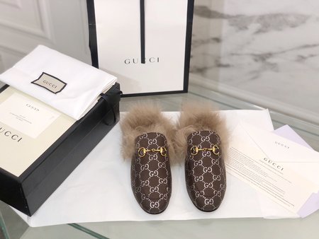 Gucci Classic wool slippers fabric with sheepskin inside