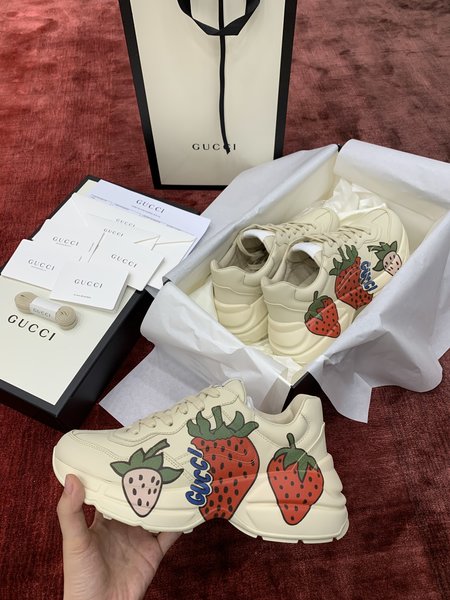 Gucci Rhyton series Sneakers