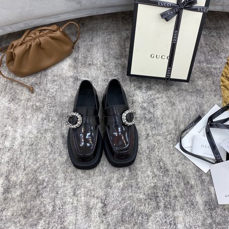 Gucci Tiger head diamond buckle loafers Dionysus series