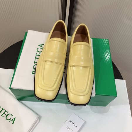 Bottega Veneta Leather shoes embossed cowhide