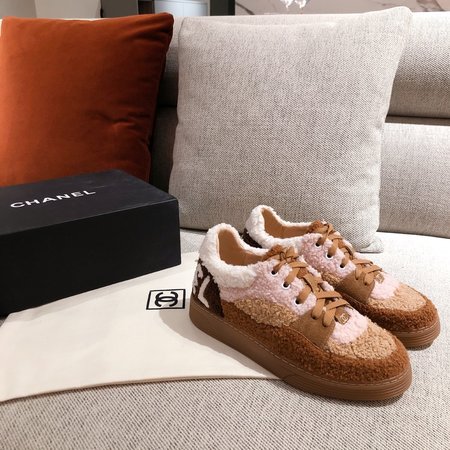 Chanel Lamb wool Low Top sneakers