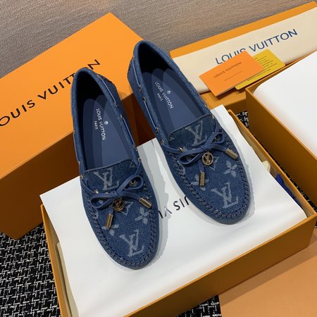 Louis Vuitton Loafers classic print
