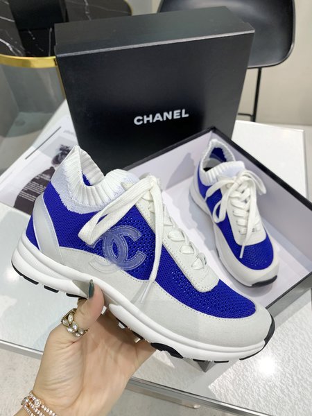 Chanel CC Logo sneakers