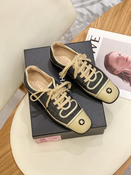 Chanel Classic sneakers