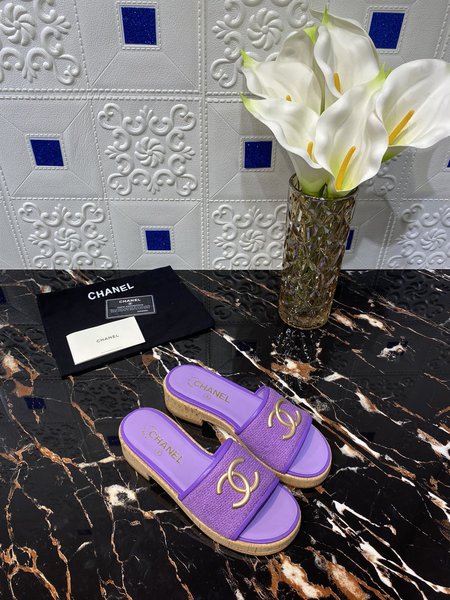 Chanel Round head wooden slippers round head