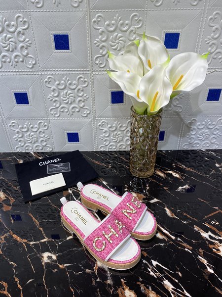 Chanel Round head wooden slippers round head