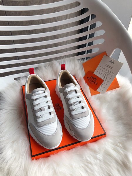 Hermes H8018-096 Athlete sneakers