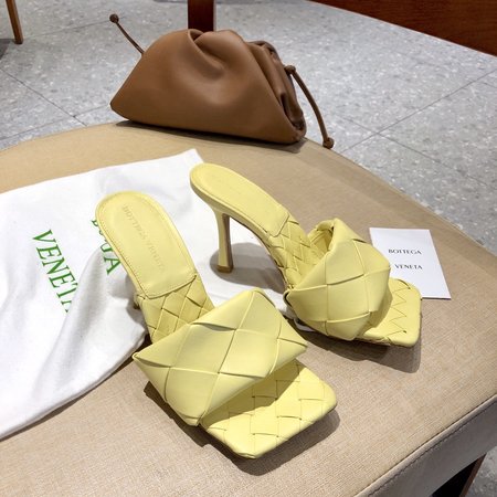 Bottega Veneta Woven slippers