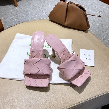 Bottega Veneta Woven slippers