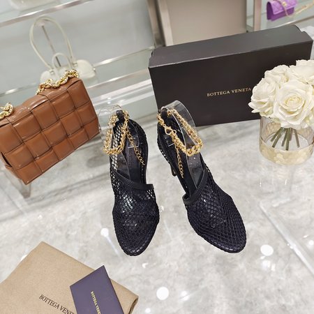 Bottega Veneta Hollow mesh sandals