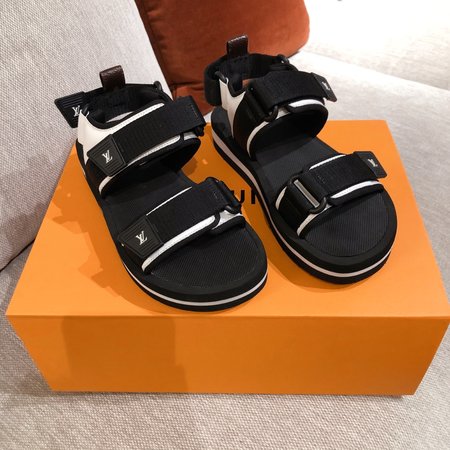 Louis Vuitton Velcro design