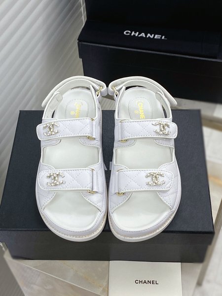 Chanel Cowhide sandals