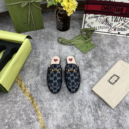 Gucci Cloth slippers