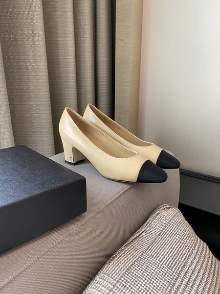 Chanel High heels cowhide velvet leather outsole heel height 6.5cm