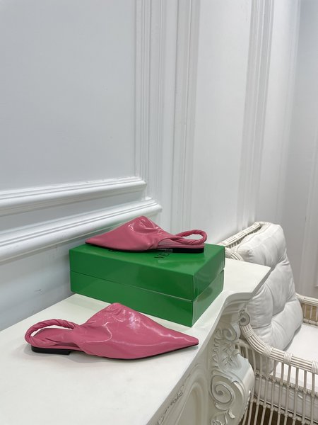 Bottega Veneta BV kelp shoes imported butter leather flat sandals