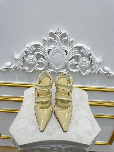 Bottega Veneta BV cross kelp sandals