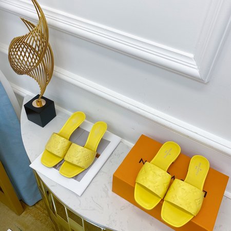 Louis Vuitton low heel slippers LV
