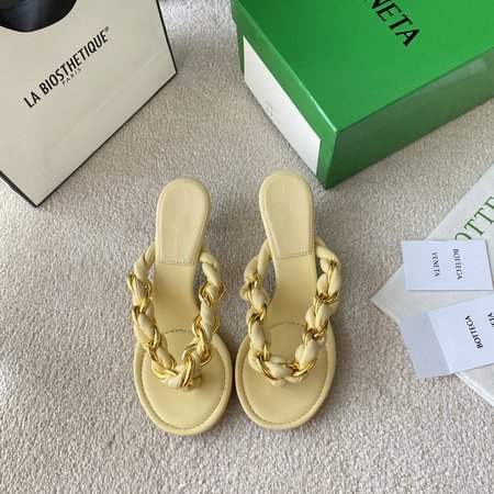 Bottega Veneta Chain slippers